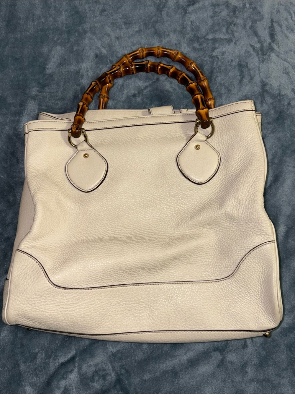 Gucci bamboo pebbled leather diana tote bag